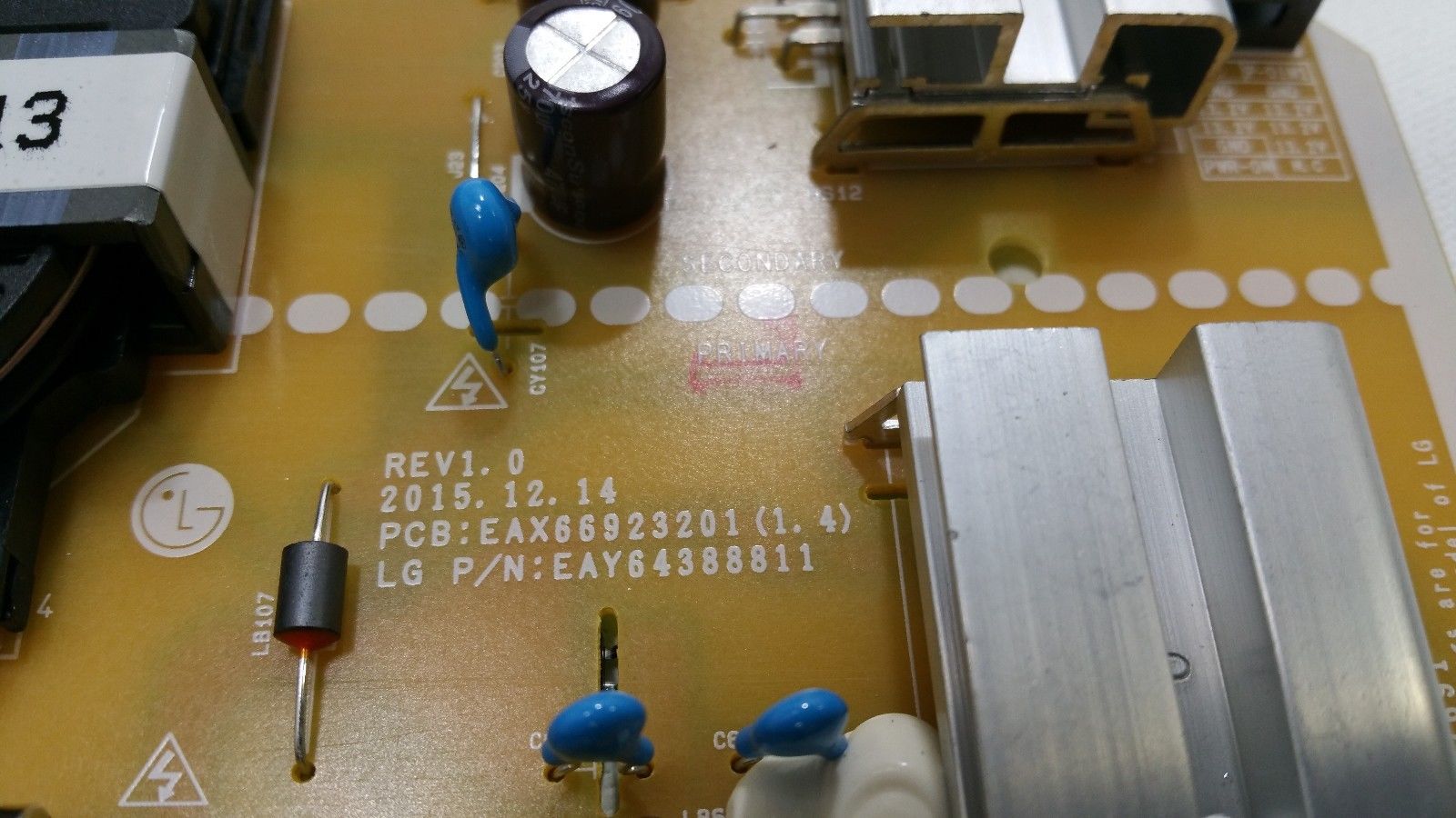 LG 49UH6100 Netzteilplatine P / N: EAX66923201 EAY64388811